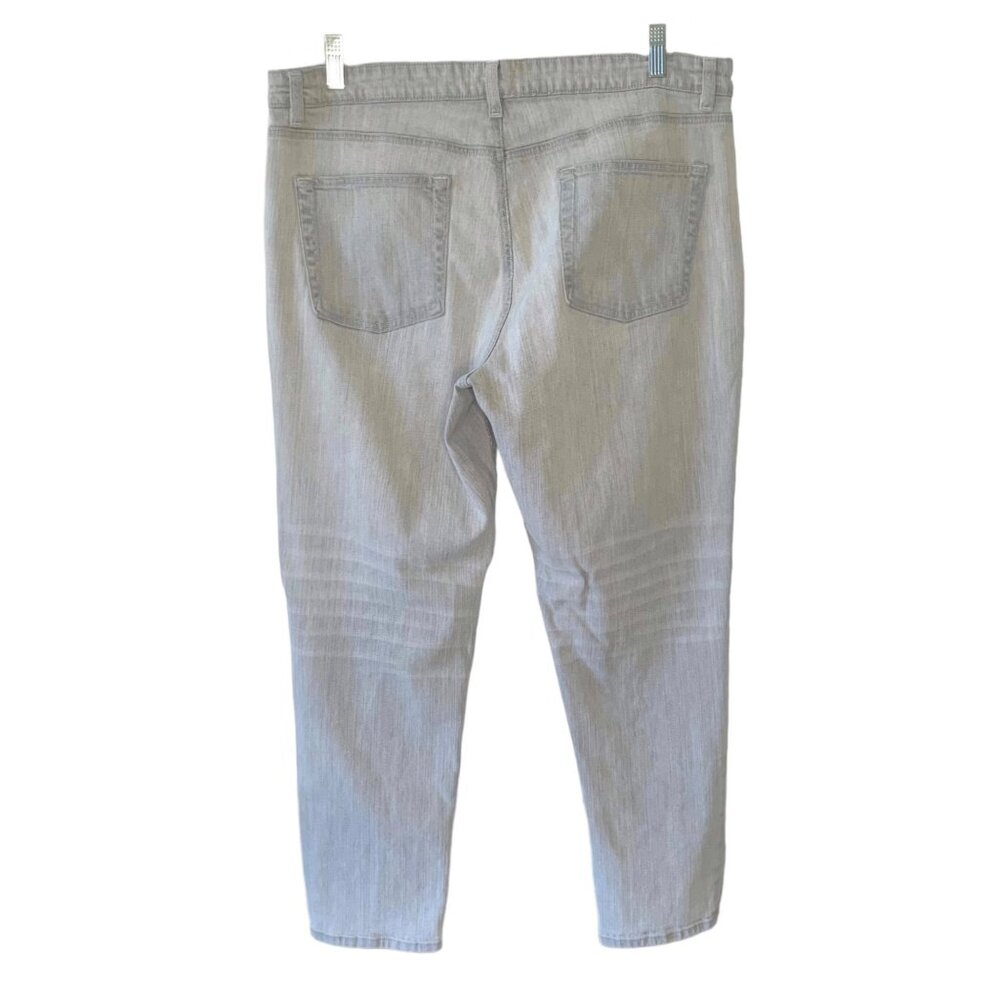 •SOLD•EILEEN FISHER Washed Light Gray Mid-Rise Ankle-Length Tapered Leg Jeans 14 - Picture 6 of 7